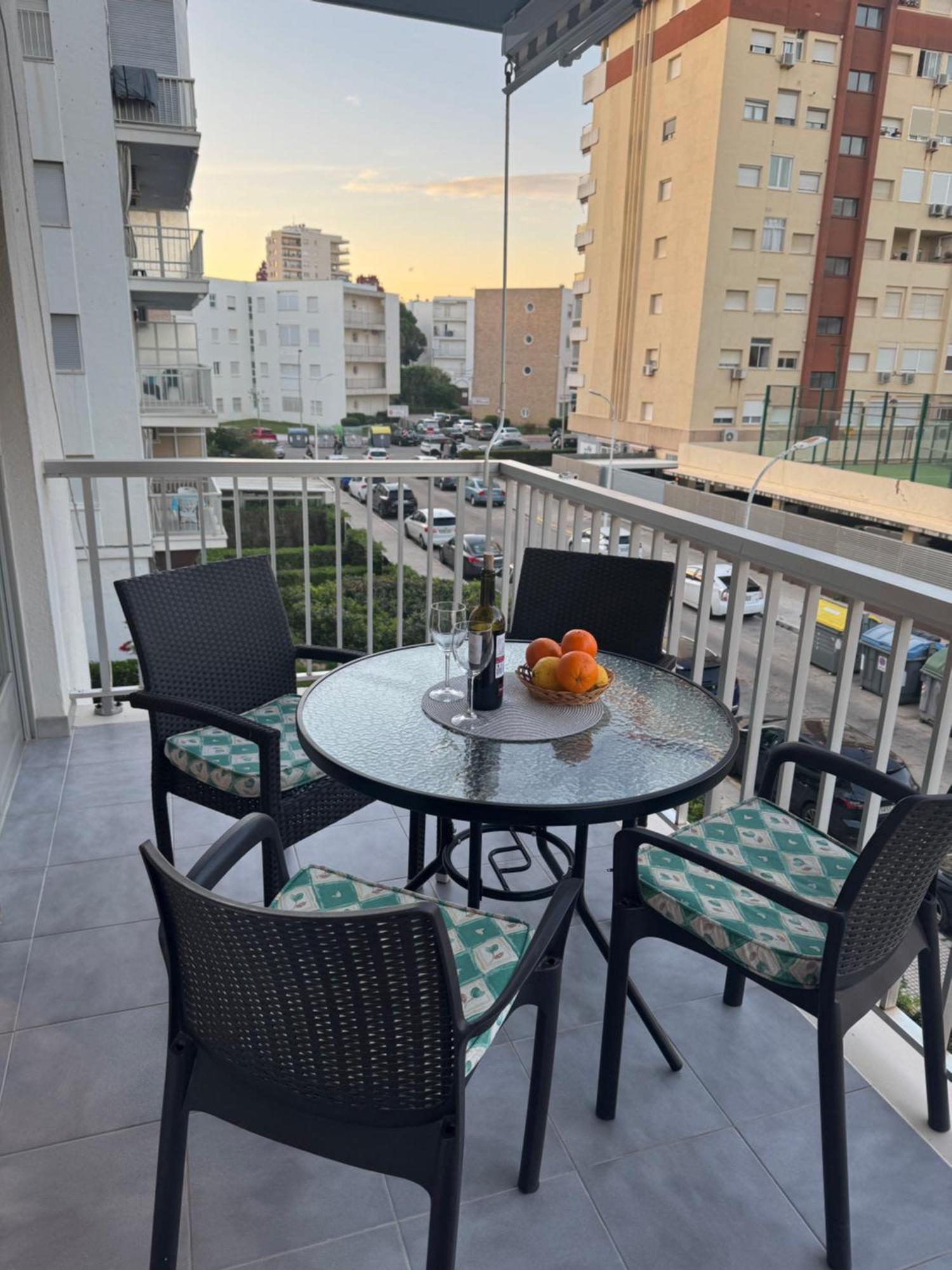 Lovely Family Apartment 2 Min. From The Beach Playa de Gandia Exterior foto